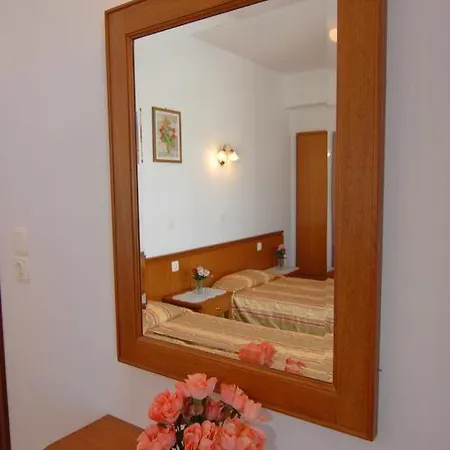 Koki Aparthotel Lindos (Rhodes)