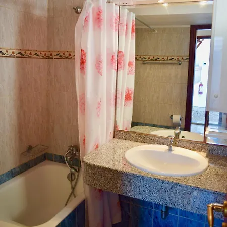 Koki Aparthotel 3*